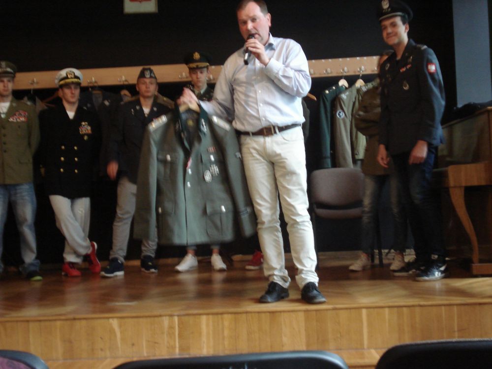 Wystawa mundurów wojskowych 2015